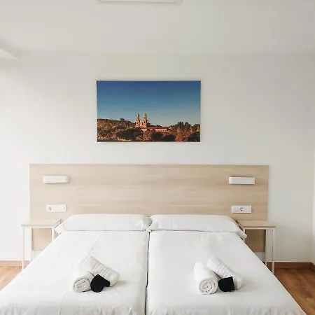 Via Sacra ゲストハウス 3*